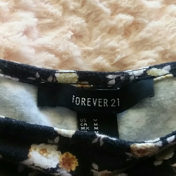 Top - Picture 2 of 3